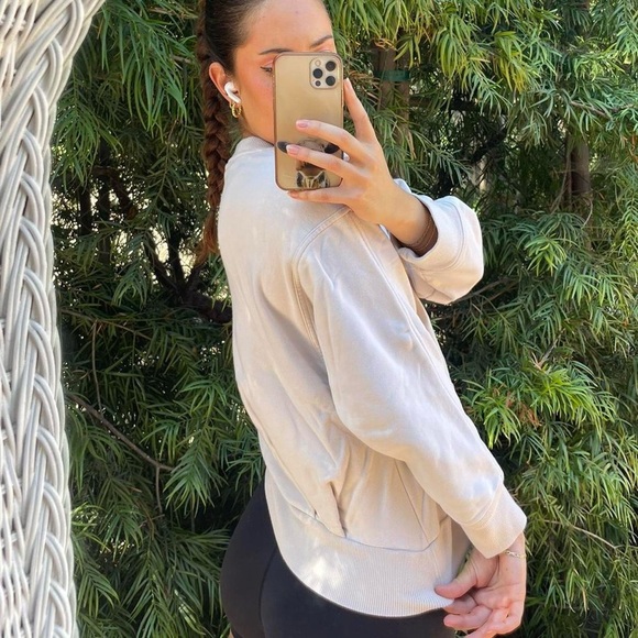 Adidas by Stella McCartney beige crewneck sweatshirt sz xs - Picture 6 of 6